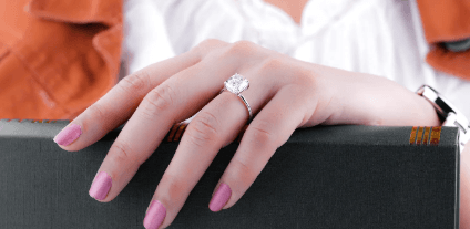 How Do Engagement Rings Reflect Personal Style and Modern Love?